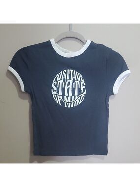 Smiley H&M T-Shirt - Black and White Size Small